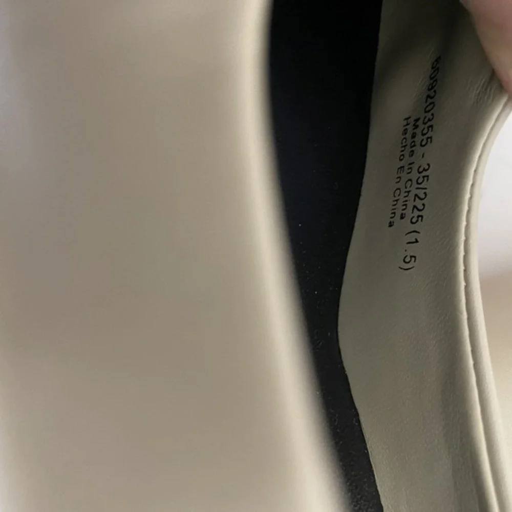 NEW Charles & Keith Monique Ankle-Strap Platform Pumps Sz 35 US 5 Nude Mary Jane